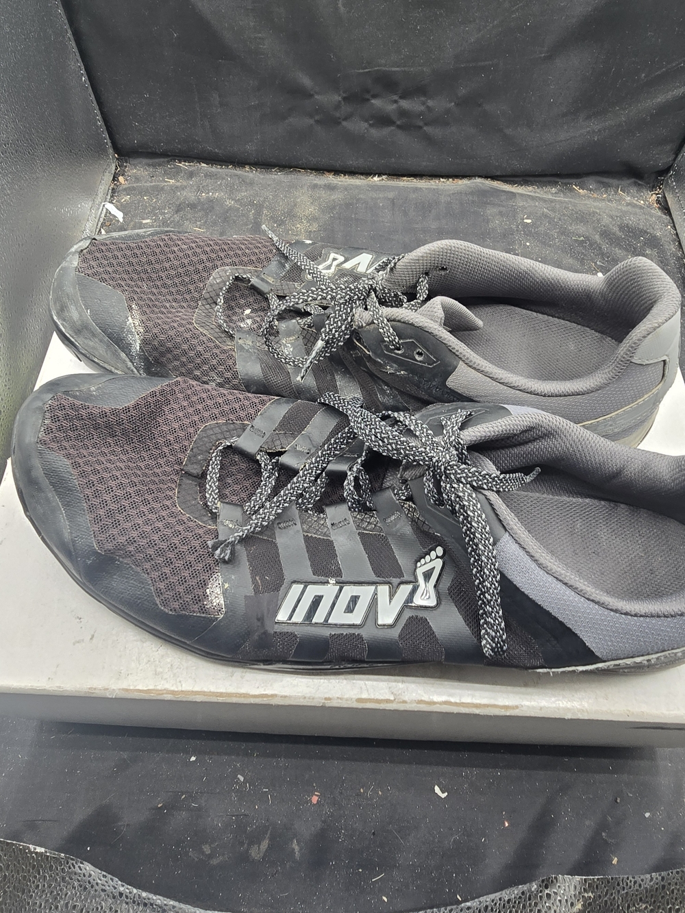 Inov-8 Men's Black Trail Running Shoes View 5